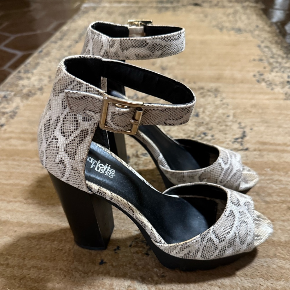 Snake Print Ankle Strap Heels size 6 heels 4’inch Charlotte Russe - Picture 2 of 16